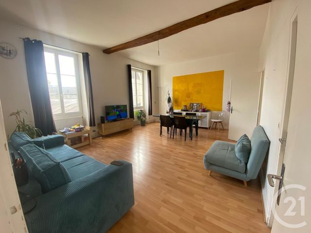 Appartement à louer - 4 pièces - 82.75 m2 - CREPY EN VALOIS - 60 - PICARDIE - Century 21 Ltc